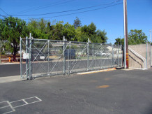 CHAINLINK DRIVEWAY GATES « Arbor Fence Inc | a Diamond Certified Company